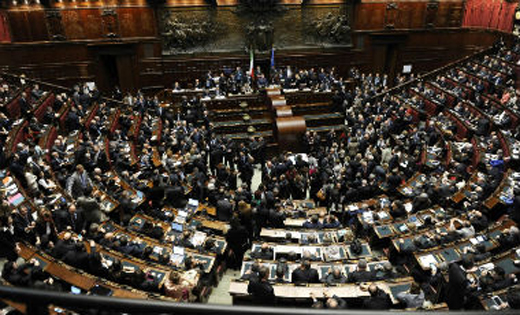 El fracaso de la segunda votación, en la que se necesitaba un total de 672 apoyos para ser elegido, era predecible, pues los partidos de Bersani y Berlusconi habían adelantado que votarían en blanco.