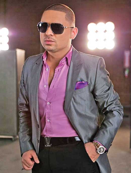 Larry Hernandez